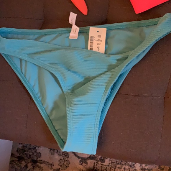 Aero swim tops size XS two top.s - Picture 2 of 5
